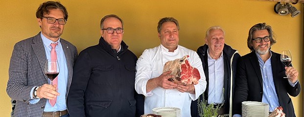 Cortona, l’edizione 2025 di Chianina & Syrah. Torna il festival del buon vivere