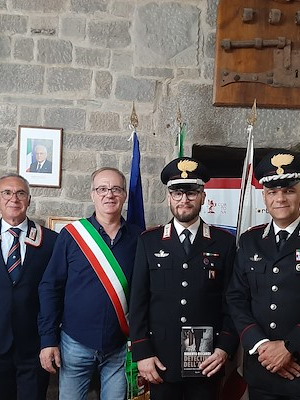 Il sindaco ringrazia i militari che hanno prestato servizio sul territorio