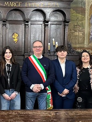 Gli studenti chiedono orienteering, investimenti per le biblioteche, potenziamento tpl e mensa anche per le superiori